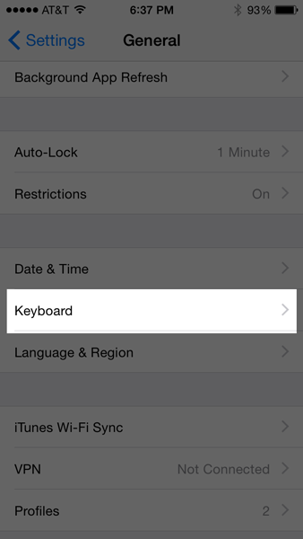 iOS 8 Quick Tip - Making Predictive Text Go Away.  ©2014 Ari Shaprio - AShapiro Studios