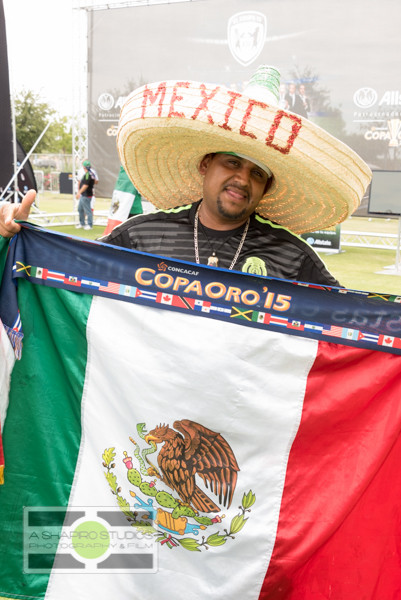 In Phoenix, AZ, the CONCACAF Gold Cup Tournament continued at University of Phoenix Stadium.  Pre-game, fans celebrated in the fan village with Allstate, getting autographs and photos from Mexico soccer legend Adolfo Rios, with some lucky fans winning upgraded seats.  Phoenix Corporate Event Photography ©2015 Ari Shapiro - AShapiroStudios.com