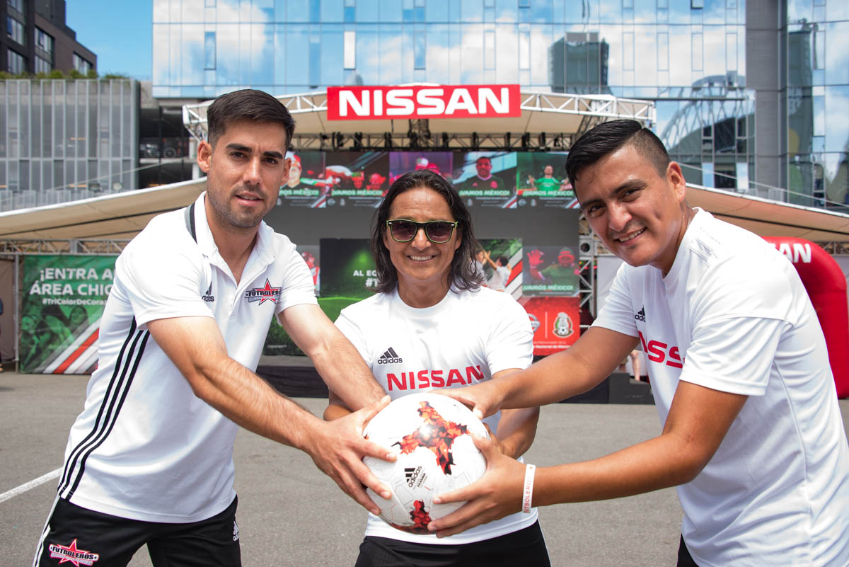 Soccer supporters in Seattle celebrated with Nissan during Fútbol Fiesta - a fan village outside CenturyLink Field - before the Mexico Mens National Team mach vs Paraguay. Attendees had a chance to see the latest cars and trucks from the car maker, plus get pictures and win great prizes, and even meet Mexico soccer legend Pável Pardo. Seattle Event Photography @2017 Ari Shapiro - AShapiroStudios.com